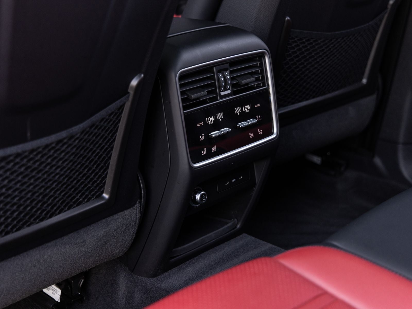 2024 Porsche Cayenne AWD