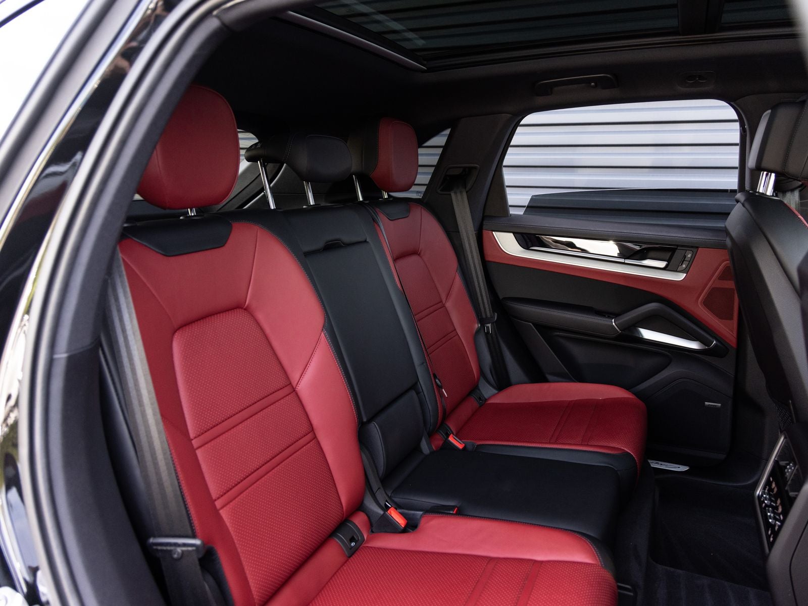 2024 Porsche Cayenne AWD