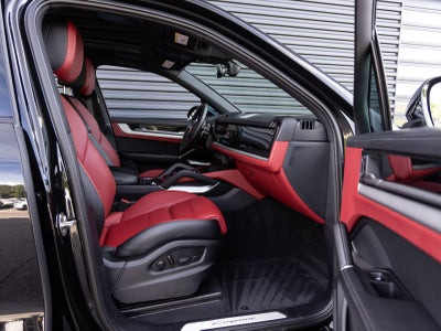 2024 Porsche Cayenne AWD