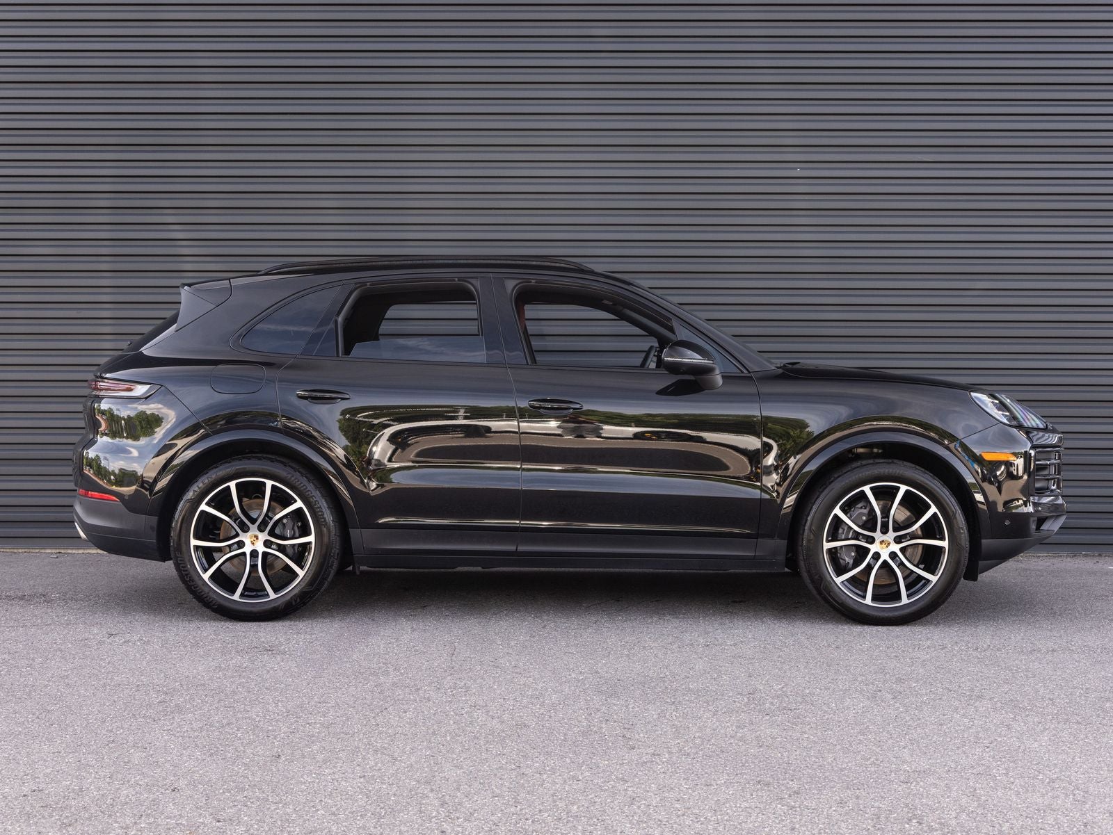 2024 Porsche Cayenne AWD