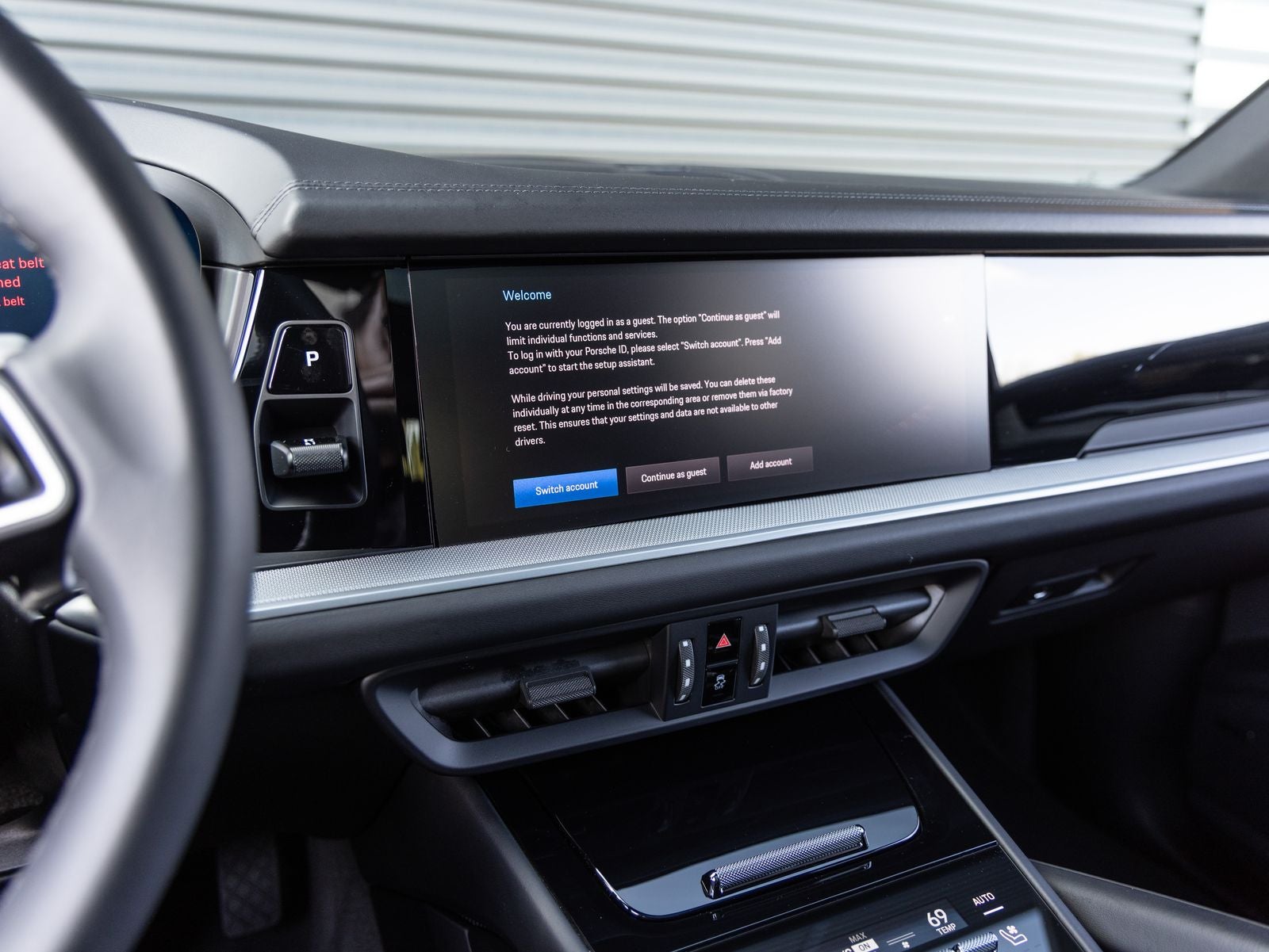 2025 Porsche Cayenne AWD