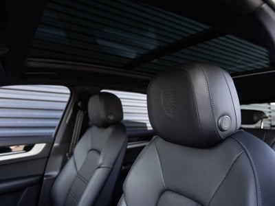 2025 Porsche Cayenne AWD