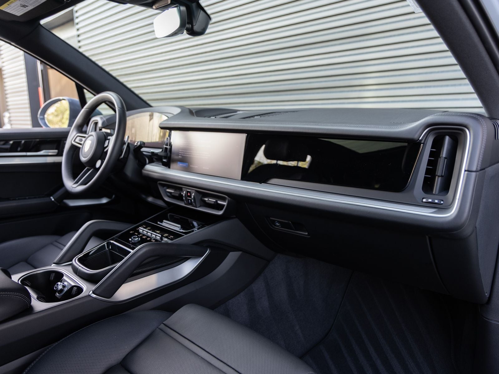 2025 Porsche Cayenne AWD