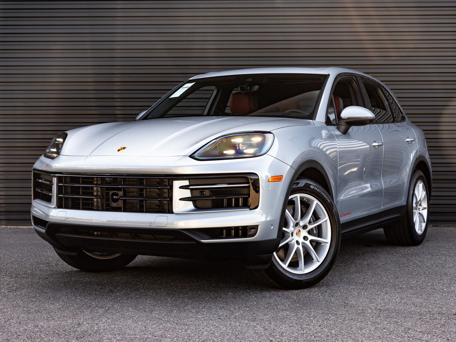 2025 Porsche Cayenne AWD