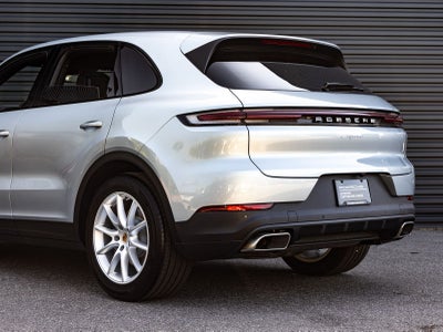 2025 Porsche Cayenne AWD