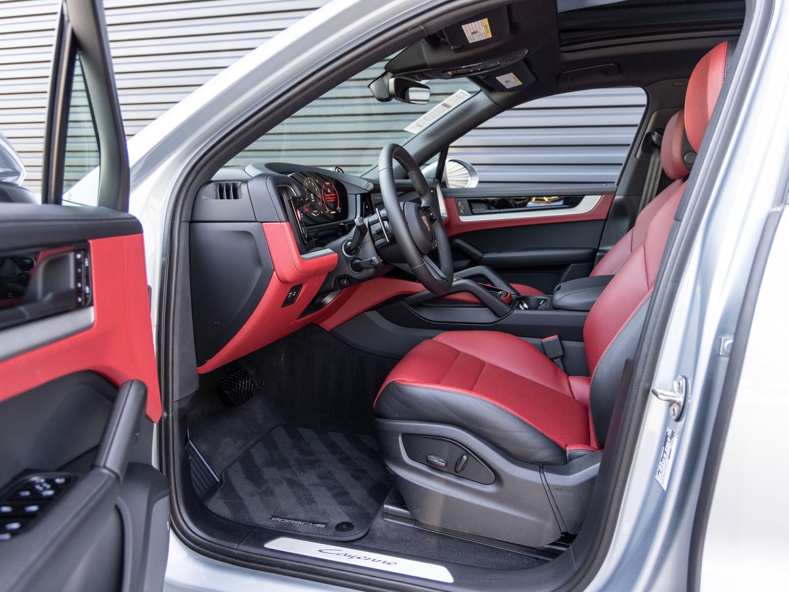 2025 Porsche Cayenne AWD