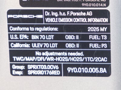 2025 Porsche Cayenne AWD