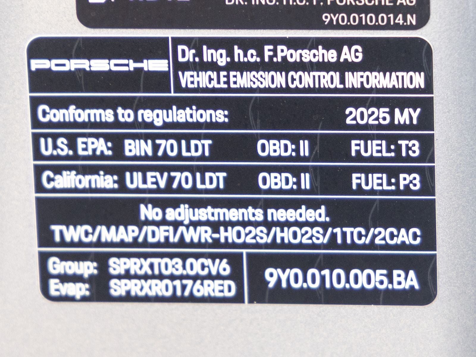 2025 Porsche Cayenne AWD