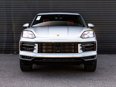 2025 Porsche Cayenne AWD