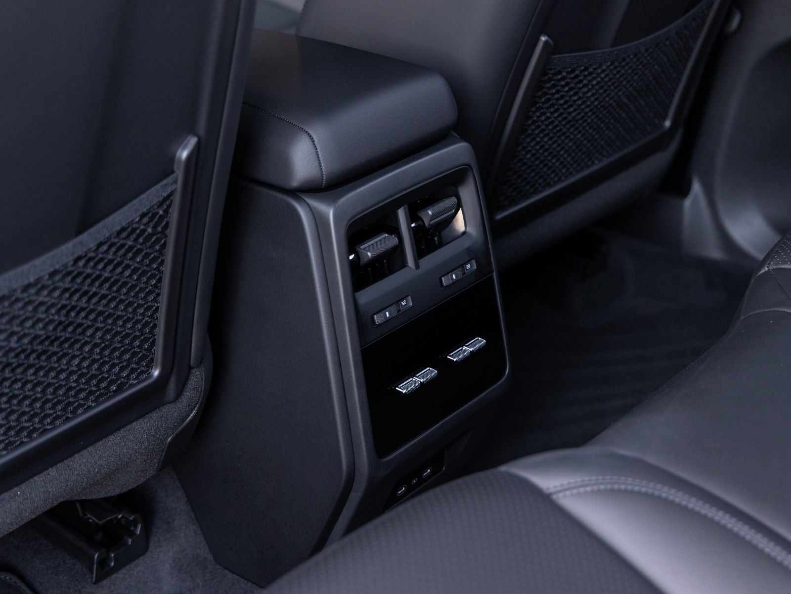 2026 Porsche Macan Macan 4 Electric