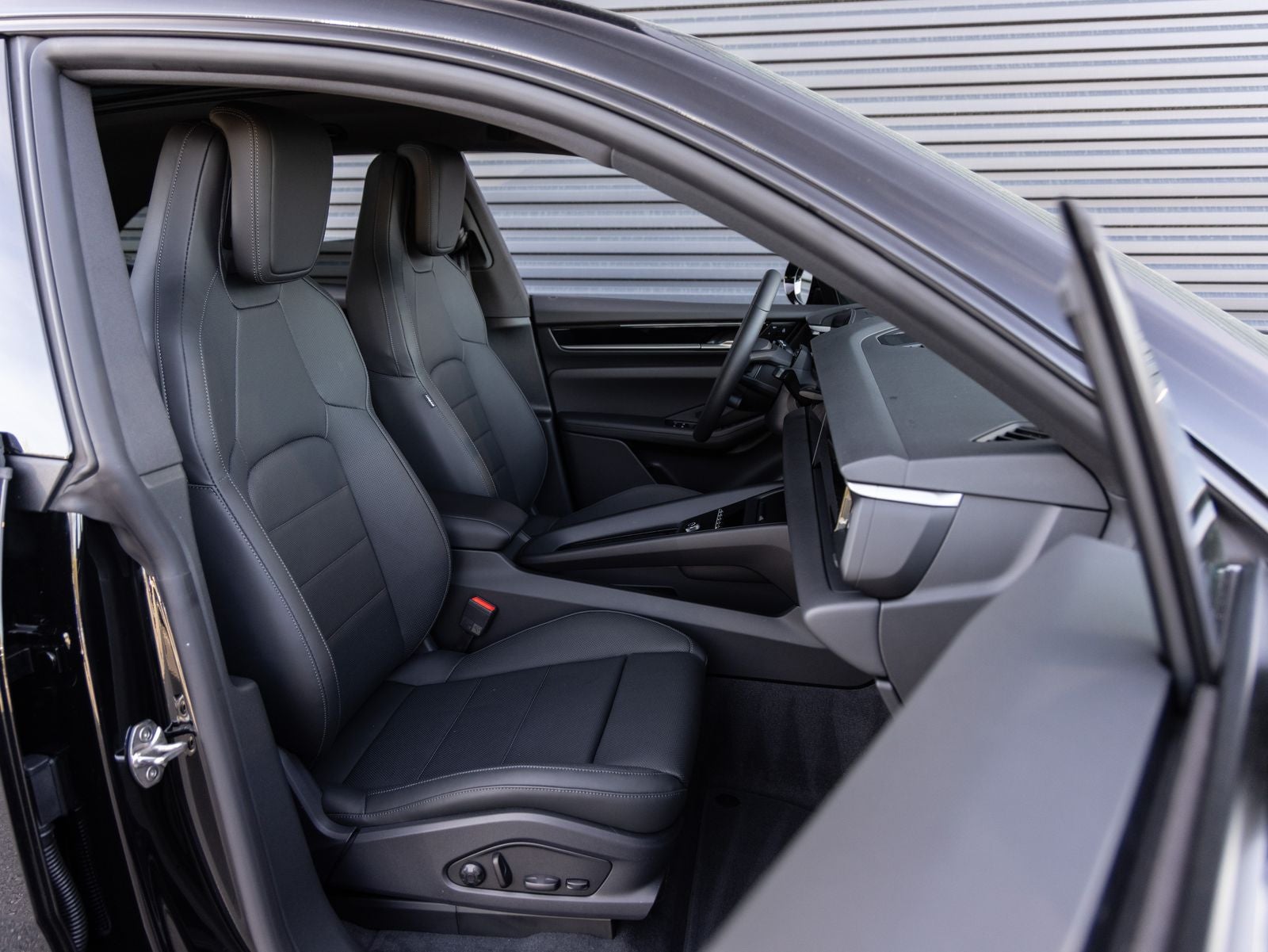 2026 Porsche Macan Macan 4 Electric