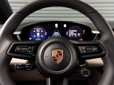 2026 Porsche Macan 4 Electric