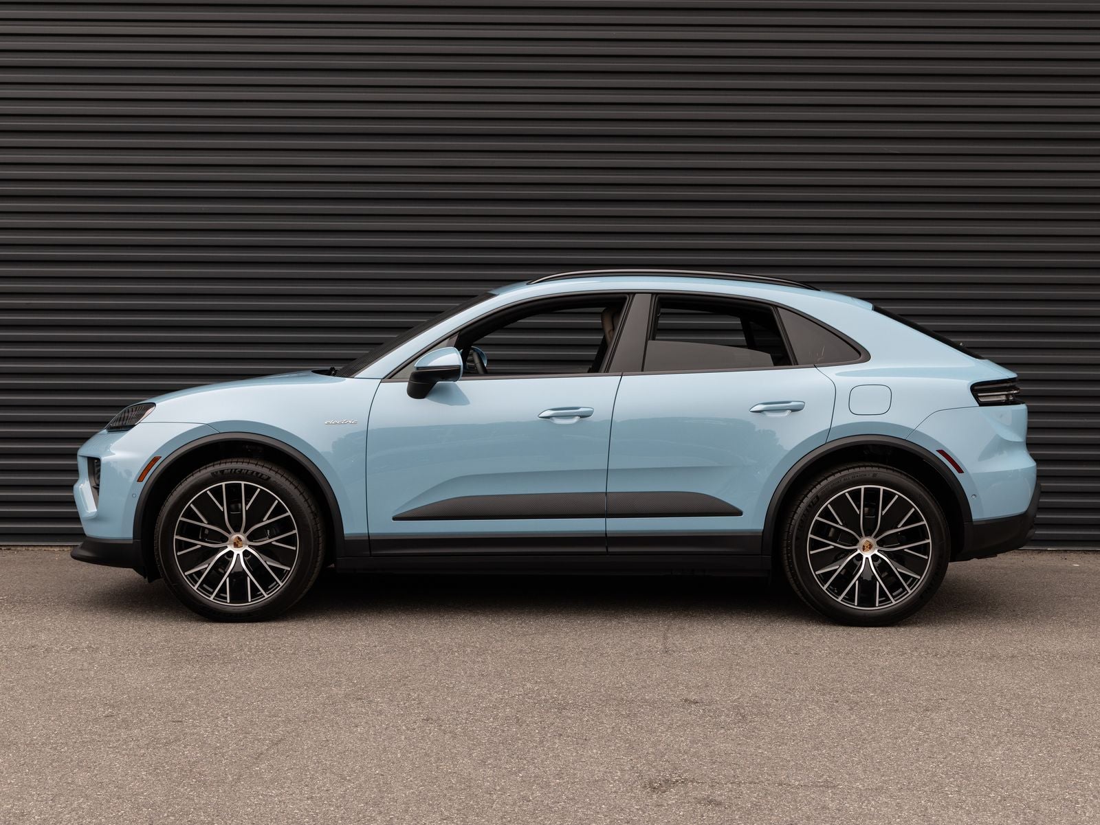 2026 Porsche Macan 4 Electric