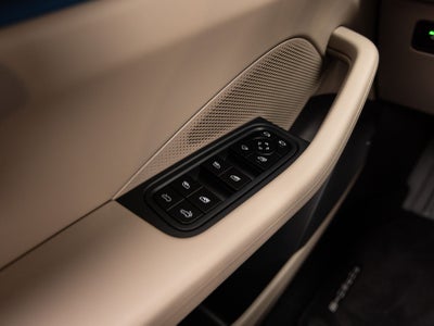 2026 Porsche Macan 4 Electric