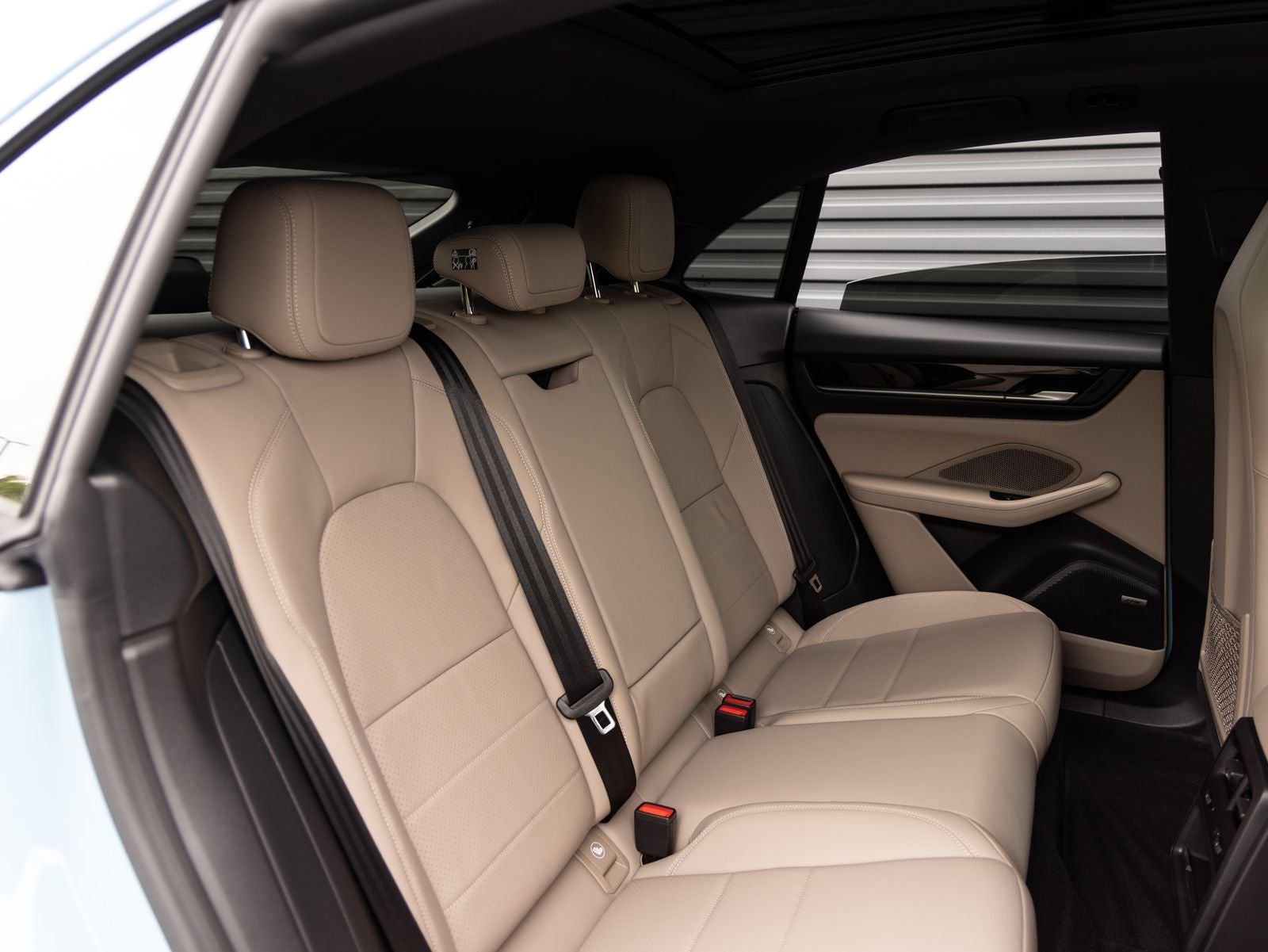 2026 Porsche Macan 4 Electric