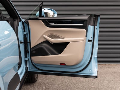 2026 Porsche Macan 4 Electric