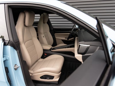 2026 Porsche Macan 4 Electric