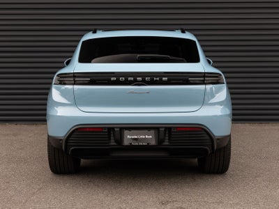 2026 Porsche Macan 4 Electric
