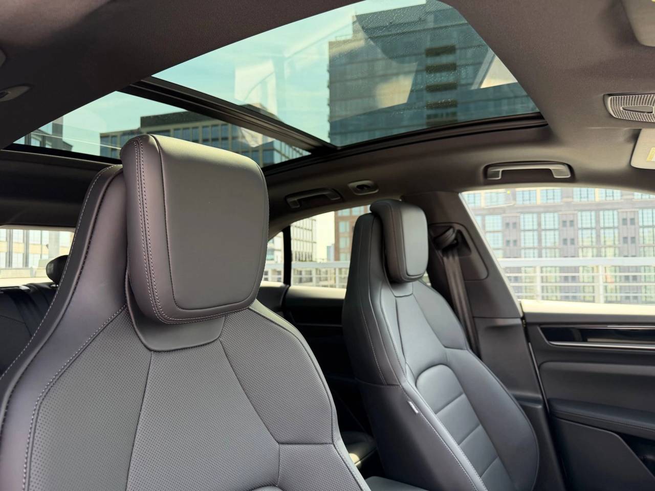 2026 Porsche Macan Macan 4 Electric