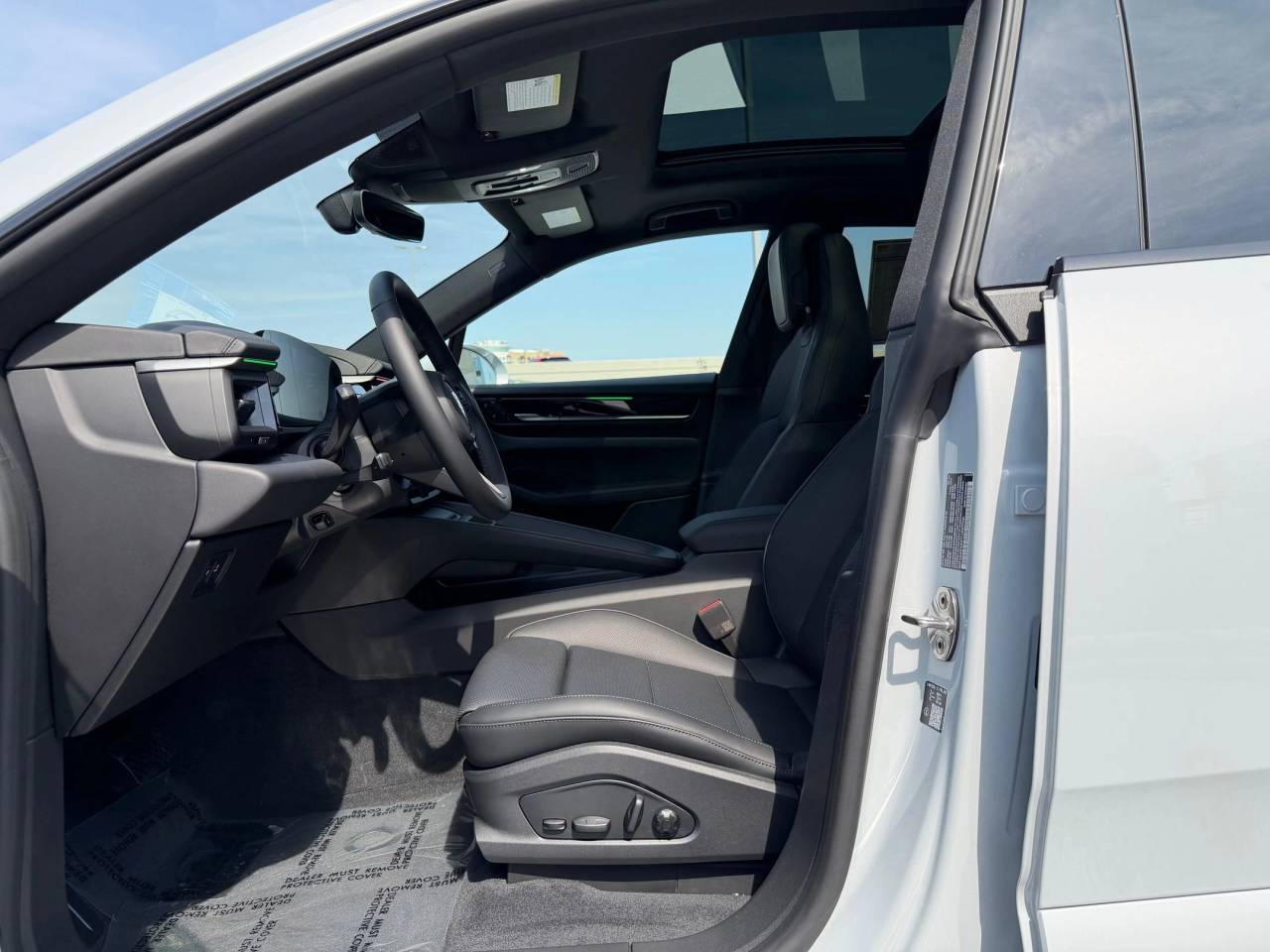 2026 Porsche Macan Macan 4 Electric