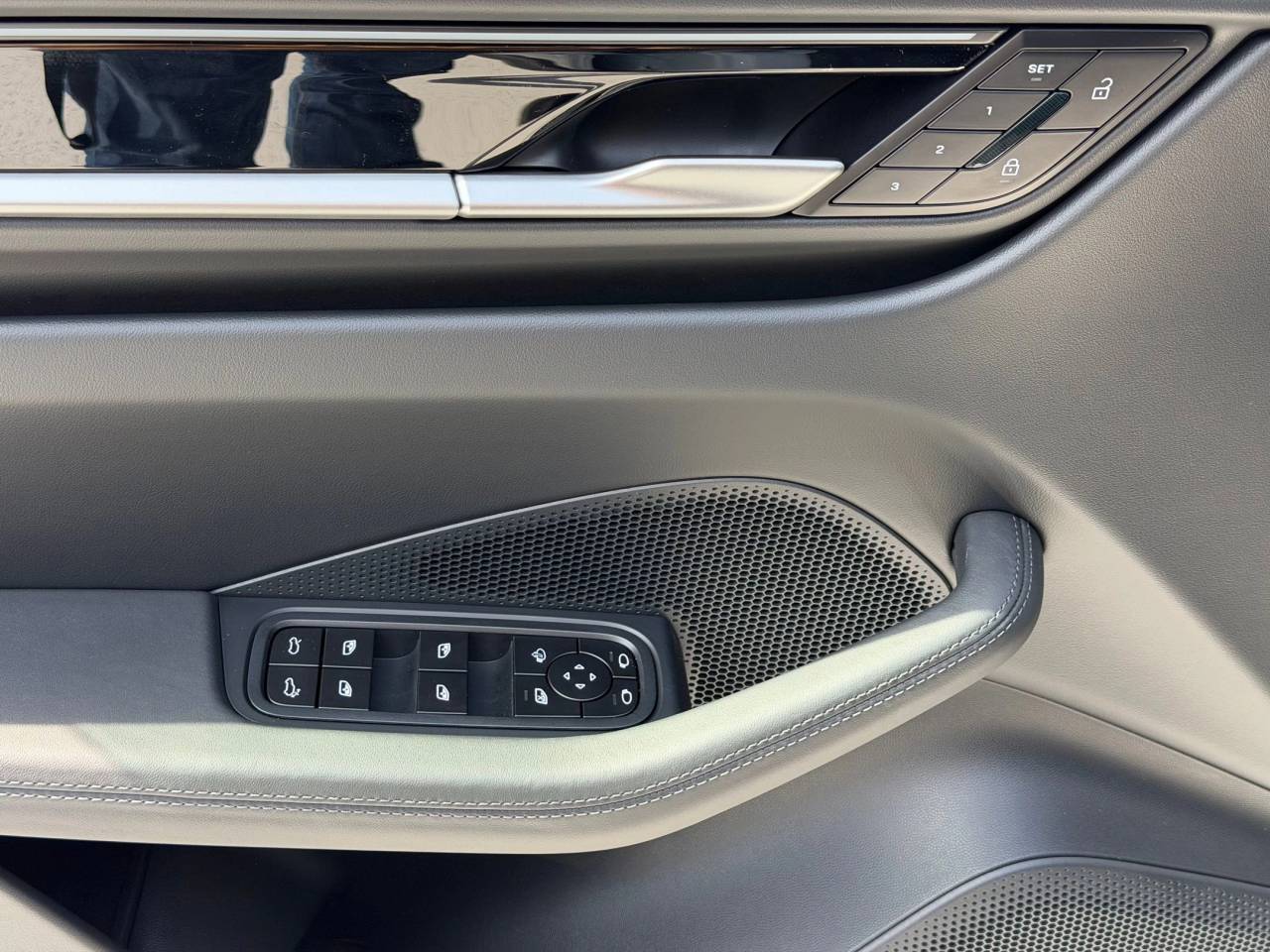 2026 Porsche Macan Macan 4 Electric