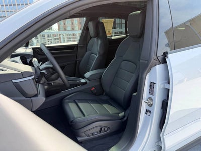 2026 Porsche Macan Macan 4 Electric