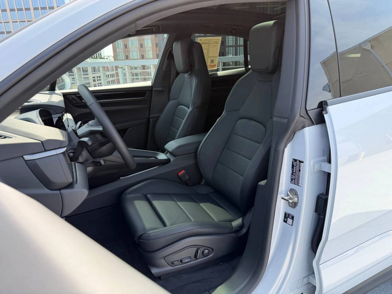 2026 Porsche Macan Macan 4 Electric