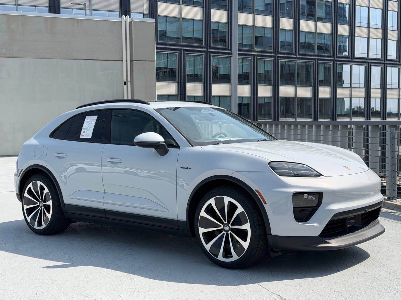 2026 Porsche Macan Macan 4 Electric