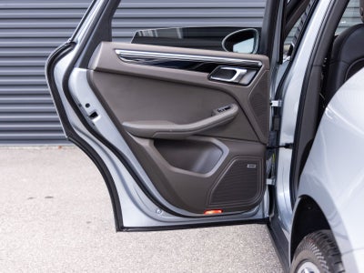 2021 Porsche Macan Macan S (MY21)