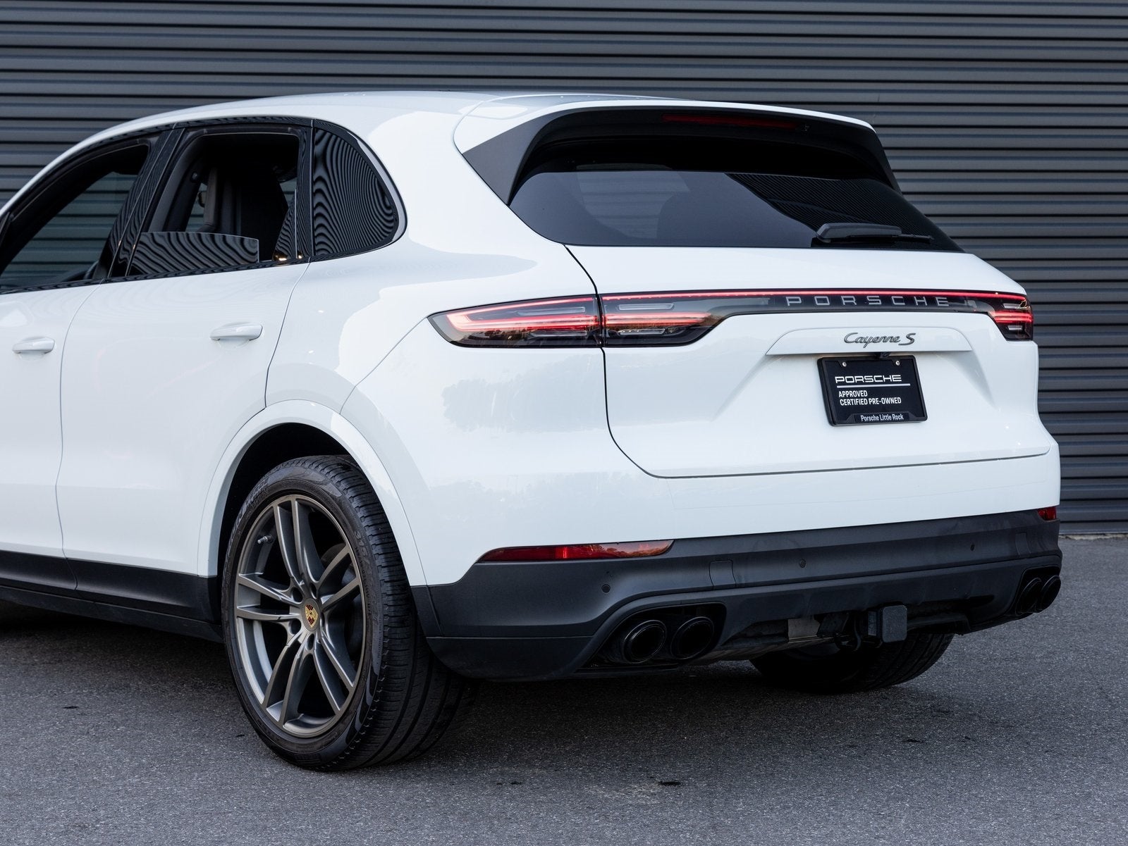 2023 Porsche Cayenne Cayenne S Platinum Edition (MY23)