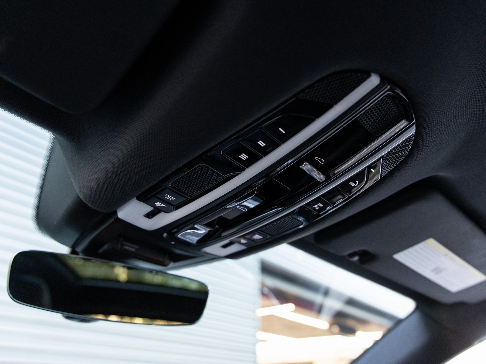 2023 Porsche Cayenne Cayenne S Platinum Edition (MY23)