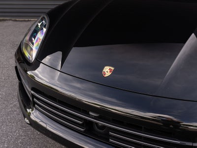 2023 Porsche Cayenne S Platinum Edition