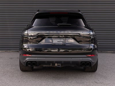 2023 Porsche Cayenne S Platinum Edition