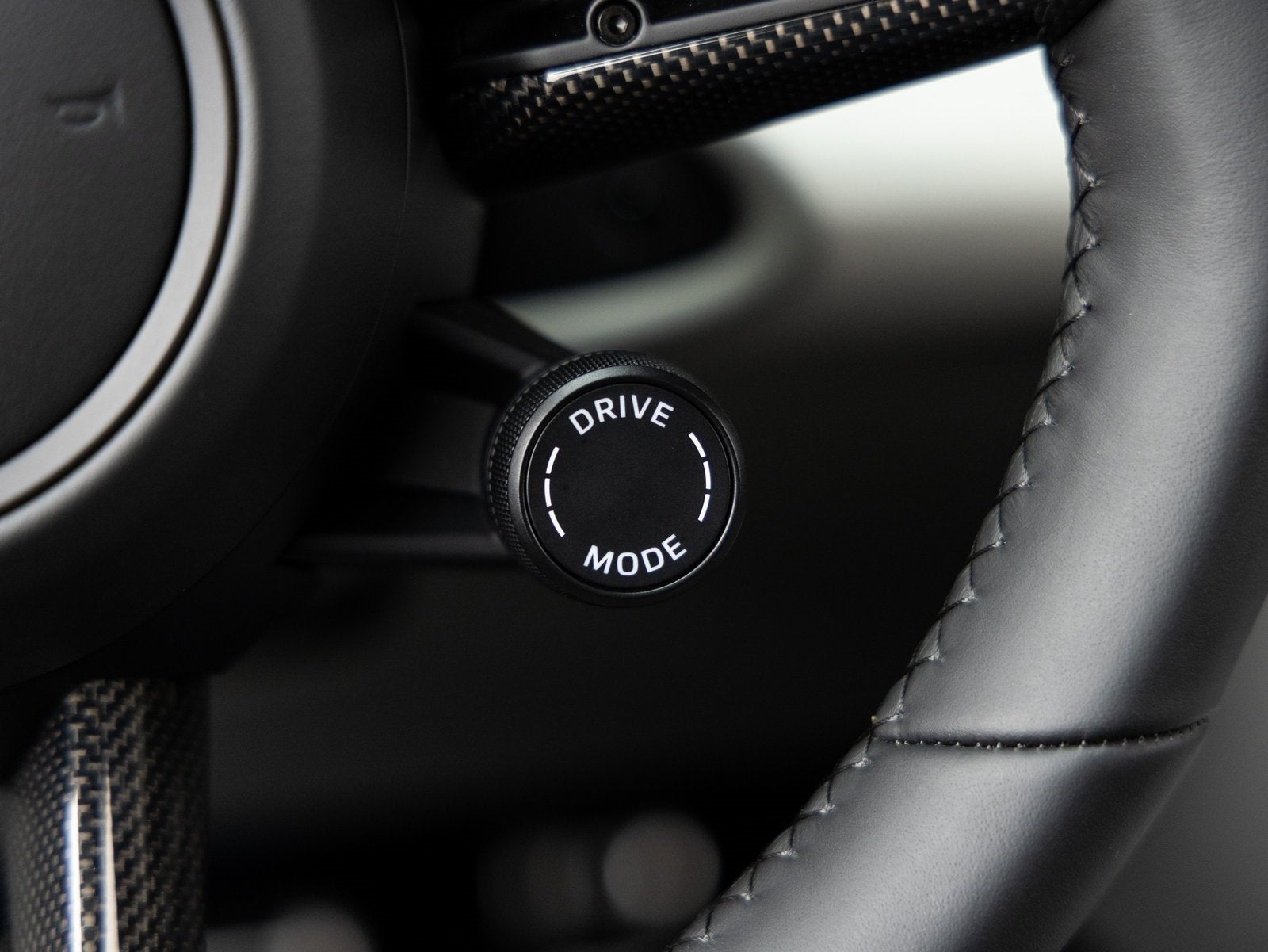 2025 Porsche Macan Macan 4S Electric