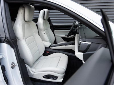 2025 Porsche Macan Macan 4S Electric