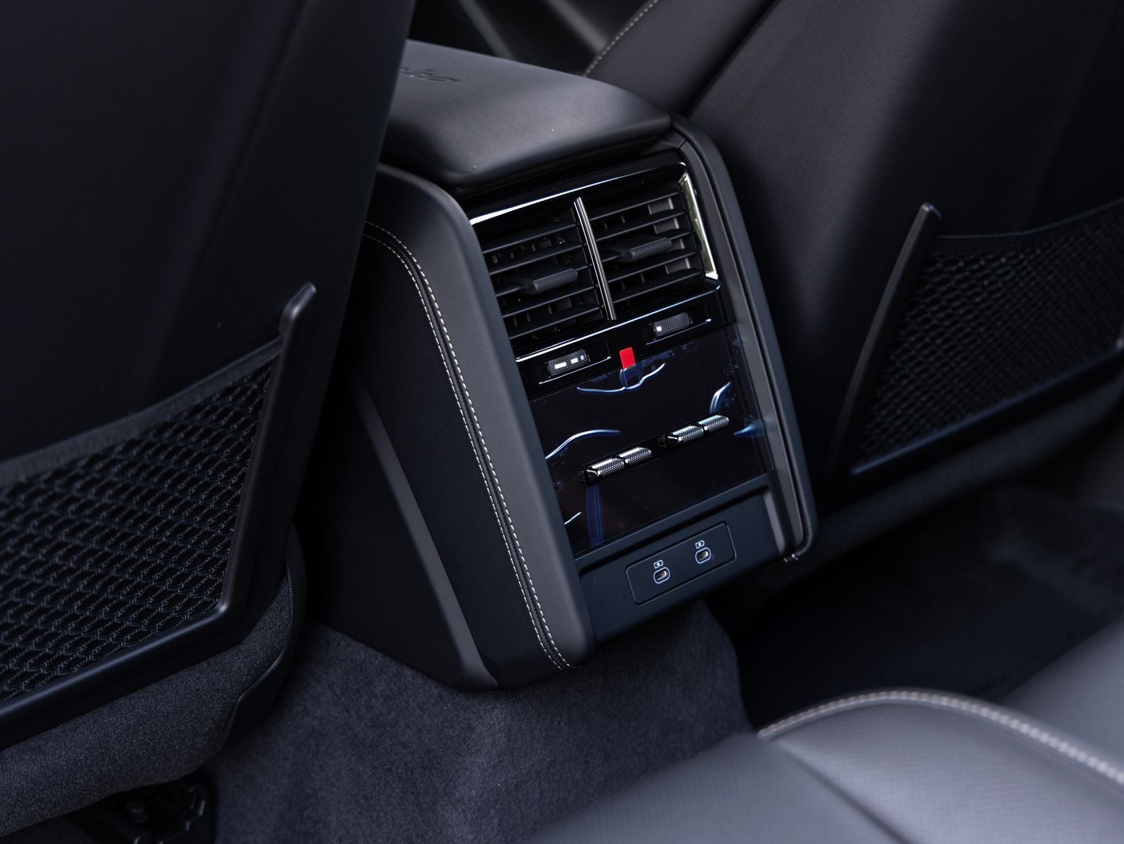 2026 Porsche Cayenne Cayenne Turbo Electric