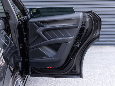 2026 Porsche Cayenne Cayenne Turbo Electric