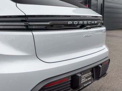 2025 Porsche Macan Macan Electric