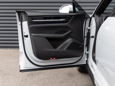 2025 Porsche Macan Macan Electric