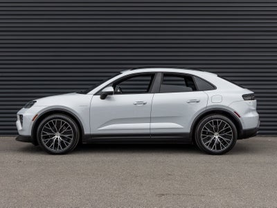 2025 Porsche Macan Macan Electric