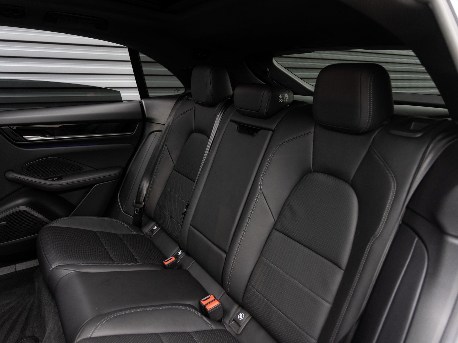 2025 Porsche Macan Macan Electric