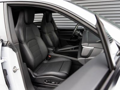 2025 Porsche Macan Macan Electric