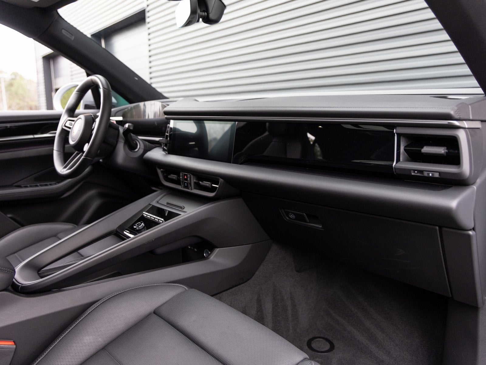 2025 Porsche Macan Macan Electric