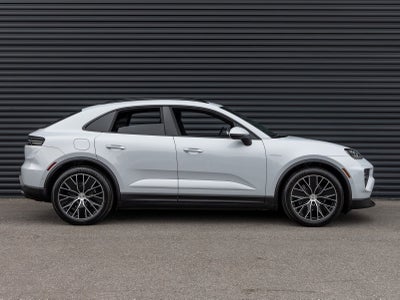 2025 Porsche Macan Macan Electric