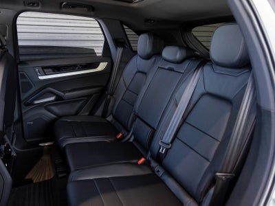 2025 Porsche Cayenne Cayenne E-Hybrid