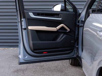 2026 Porsche Cayenne Cayenne E-Hybrid