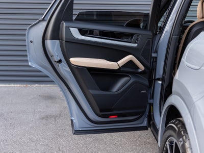 2026 Porsche Cayenne Cayenne E-Hybrid