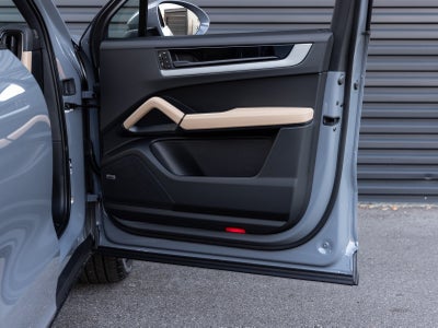 2026 Porsche Cayenne Cayenne E-Hybrid