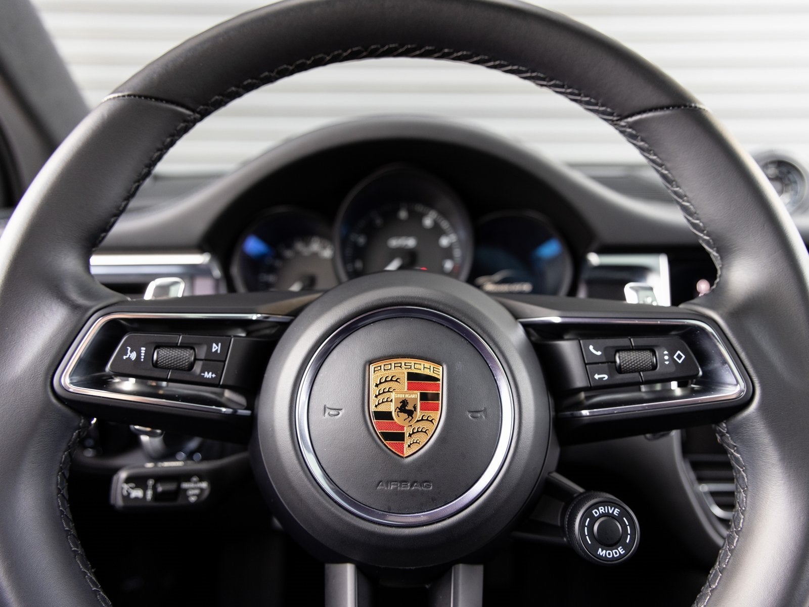 2023 Porsche Macan Macan GTS (MY23)