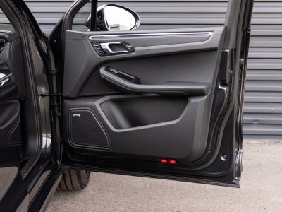 2023 Porsche Macan Macan GTS (MY23)